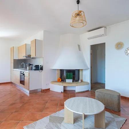 Apartamento Les Terrasses De Valcros-3 By Interhome La Londe-les-Maures
